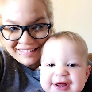 Meet your Posher, Kayla